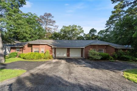 17 Pivot Rock Rd., Eureka Springs, Arkansas 72632
