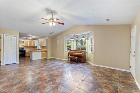 17 Pivot Rock Rd., Eureka Springs, Arkansas 72632