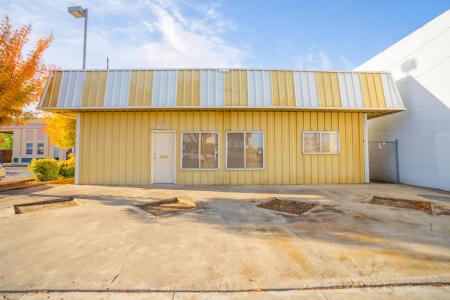 713 I Street, Los Banos, California 93635, USA