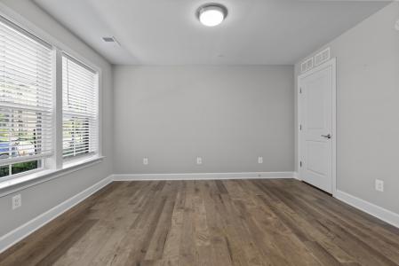 6647 Rhode Island Ave, Riverdale, Maryland 20737, États-Unis