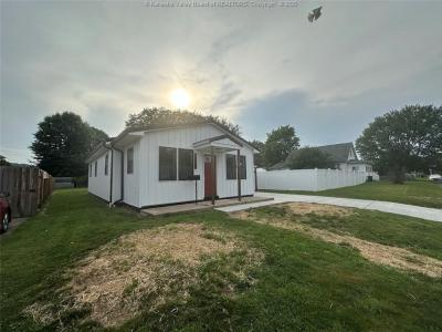 1112 Henrietta St, Ravenswood, מערב וירג'יניה 26164, ארצות הברית של אמריקה
