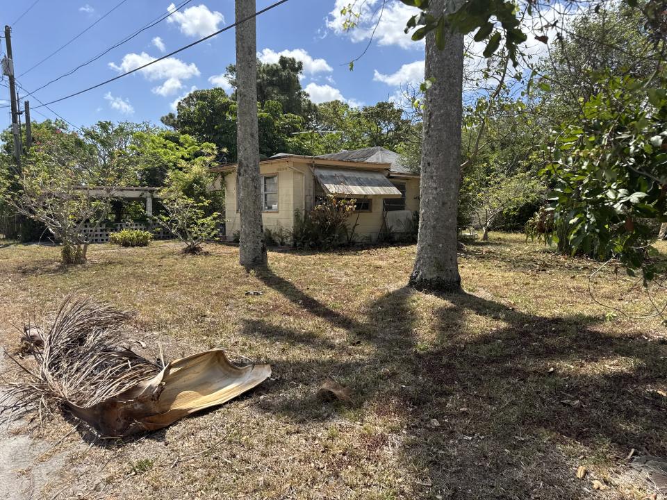 3358 S JOG ROAD, GREENACRES, Florida 33467