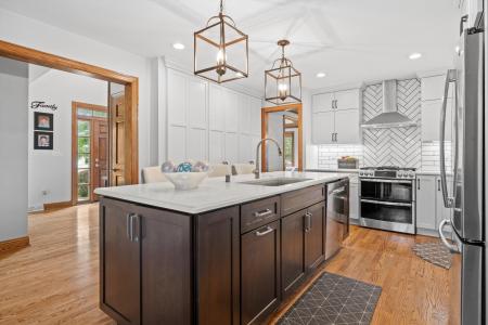 9079 W Kensington Way, Franklin, Wisconsin 53132