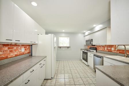 8418 W Crain Street, Niles, אילינוי 60714, ארצות הברית של אמריקה