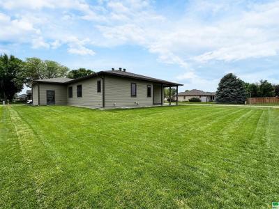 601 Topaz Dr, Sergeant Bluff, Iowa 51054