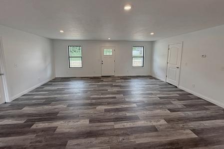 1405 Rosewood Drive , Washington, Indiana 47501