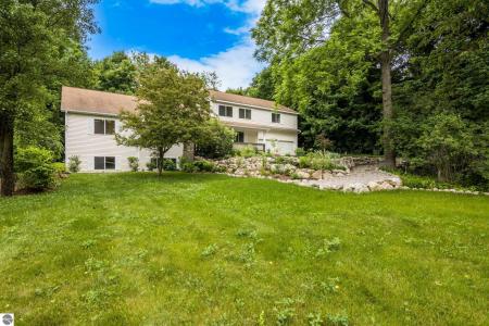 965 Shamrock Lane, Traverse City, 미시건 49696, 미국