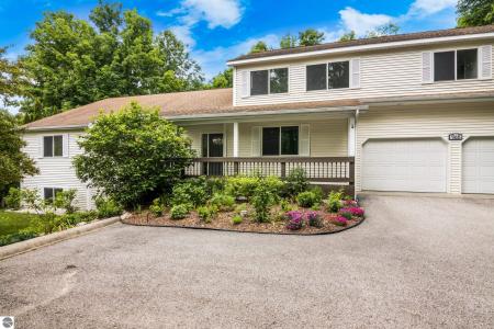965 Shamrock Lane, Traverse City, 미시건 49696, 미국