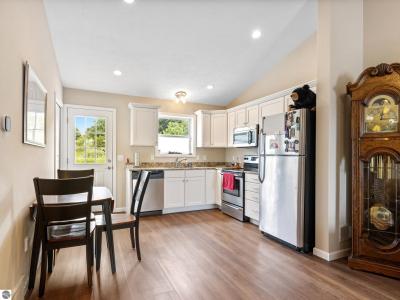 5064 Cedar Condo Court, Traverse City, Michigan 49684, USA