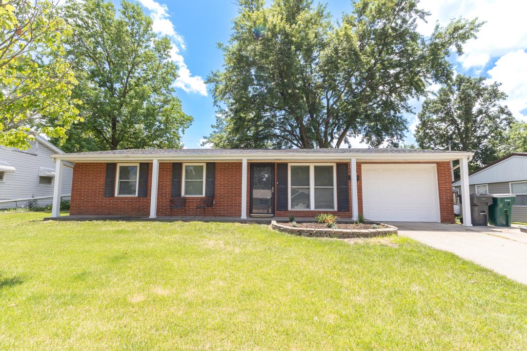 432 Longview West, Moberly, מיזורי 65270, ארצות הברית של אמריקה