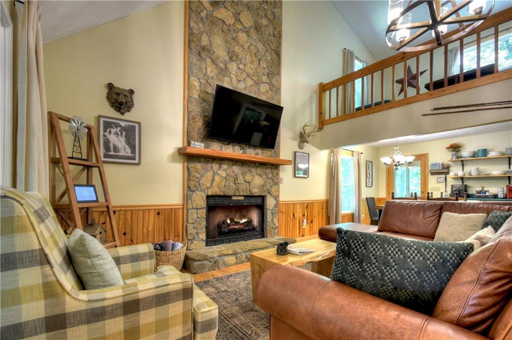 276 Pine Ridge Road, Ellijay, Georgia 30536