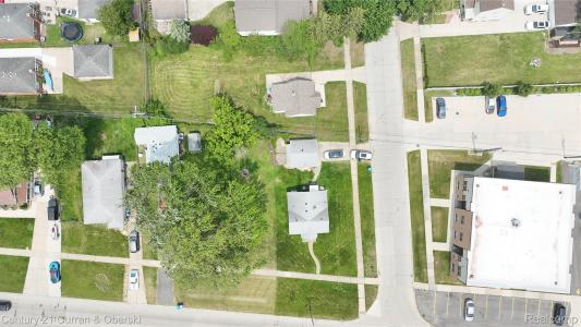 24430 Ann Arbor Trail, Dearborn Heights, Michigan 48127, USA