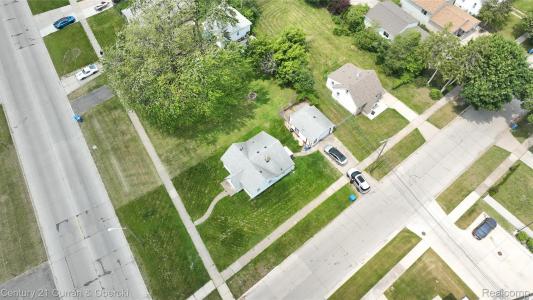 24430 Ann Arbor Trail, Dearborn Heights, Michigan 48127, USA