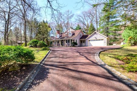 414 Riversville Road, Greenwich, Connecticut 06831, USA