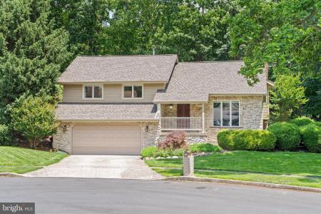 136 Briarwood Ct, Camp Hill, Pennsylvania 17011, Estados Unidos