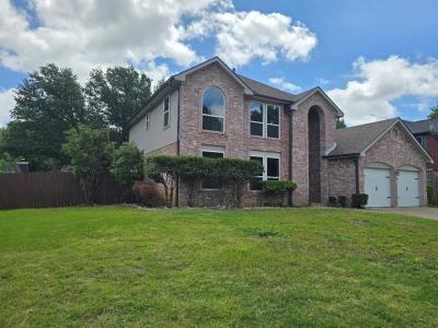 7924 Ember Oaks Drive, North Richland Hills, Texas 76182, États-Unis