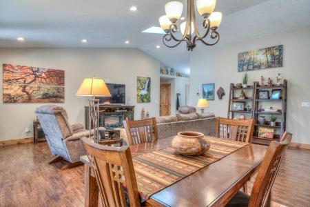 17024 Kingsburg Road, Bend, Oregón 97707, Estados Unidos
