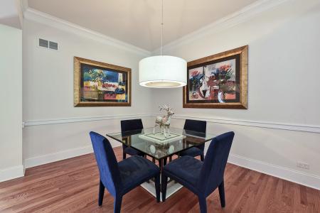1002 Ridgeview Drive, Inverness, Illinois 60010, Estados Unidos