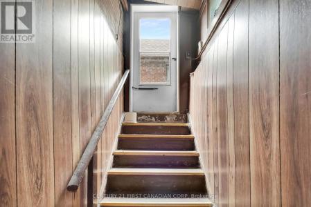 454 SALISBURY STREET, London East (east G), Ontario N5Y 3B2, Canadá