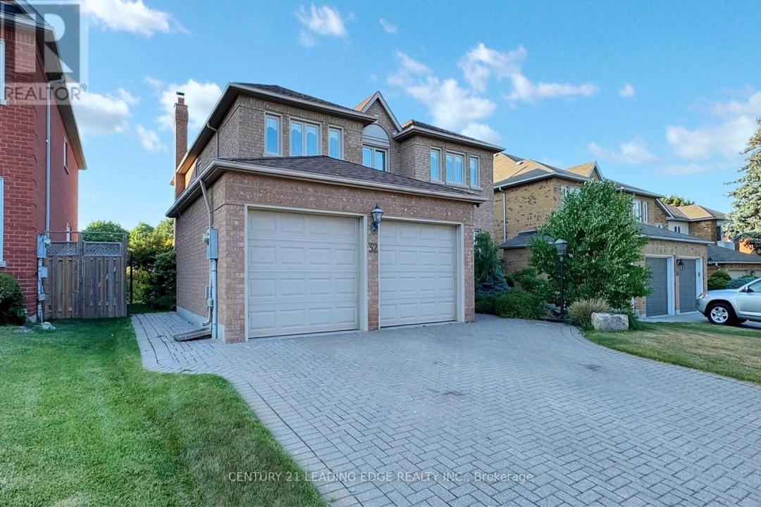 32 CHARRINGTON CRESCENT, Markham (unionville), Ontario L3R 0R2, Kanada