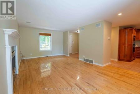 315 ELEVENTH STREET EAST, Cornwall, Ontario K6H 2Y6, Canada