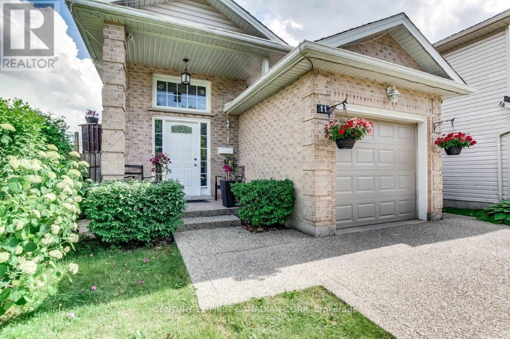 11 BANBURY ROAD, London South (south T), Ontario N5Z 5E8, Canadá