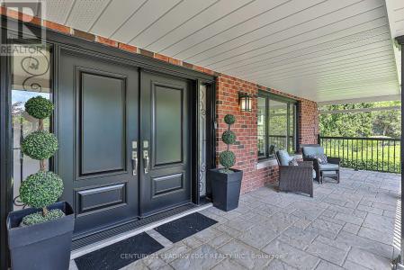 2 HOMESTEAD COURT, Markham (bullock), Ontario L3P 5C3, Canada