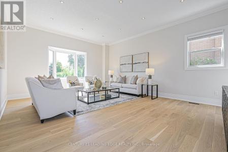 2 HOMESTEAD COURT, Markham (bullock), Ontario L3P 5C3, Canada