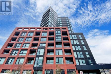 8 TIPPETT ROAD, Toronto (clanton Park), Ontario M3H 0E7, Canada