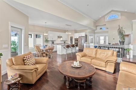 607 WERSCHNER CRESCENT, Saskatoon, Saskatchewan S7V 0E1, Canada