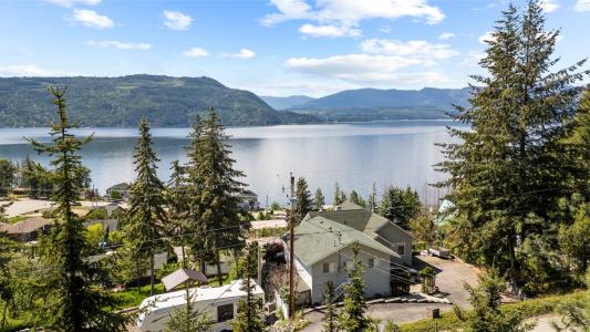 5261 HLINA ROAD, Celista, Kolumbia Brytyjska V0E 1M6, Kanada
