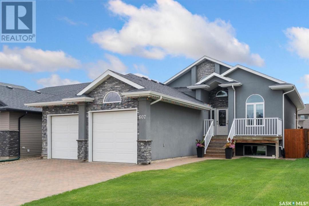 607 WERSCHNER CRESCENT, Saskatoon, Saskatchewan S7V 0E1, Canada