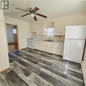 31 MERCER STREET, Sydney, Nouvelle-Écosse B1N 2X8, Canada