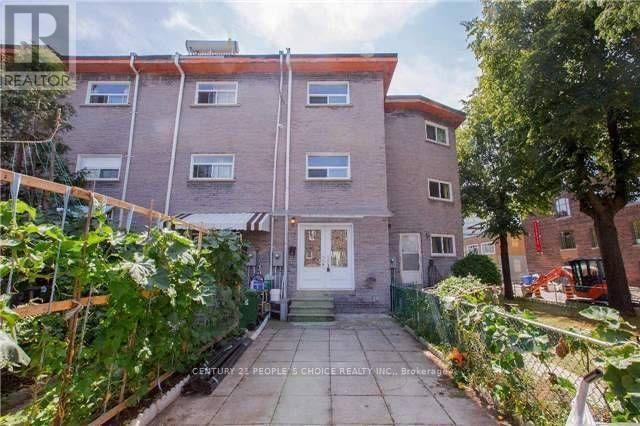 43 WOLSELEY STREET, Toronto (kensington-chinatown), Онтарио M5T 1A3, Канада