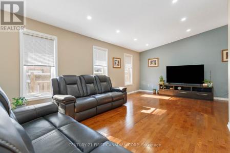 256 WHITE SANDS DRIVE, London South (south U), Ontario N6M 1H9, Canadá