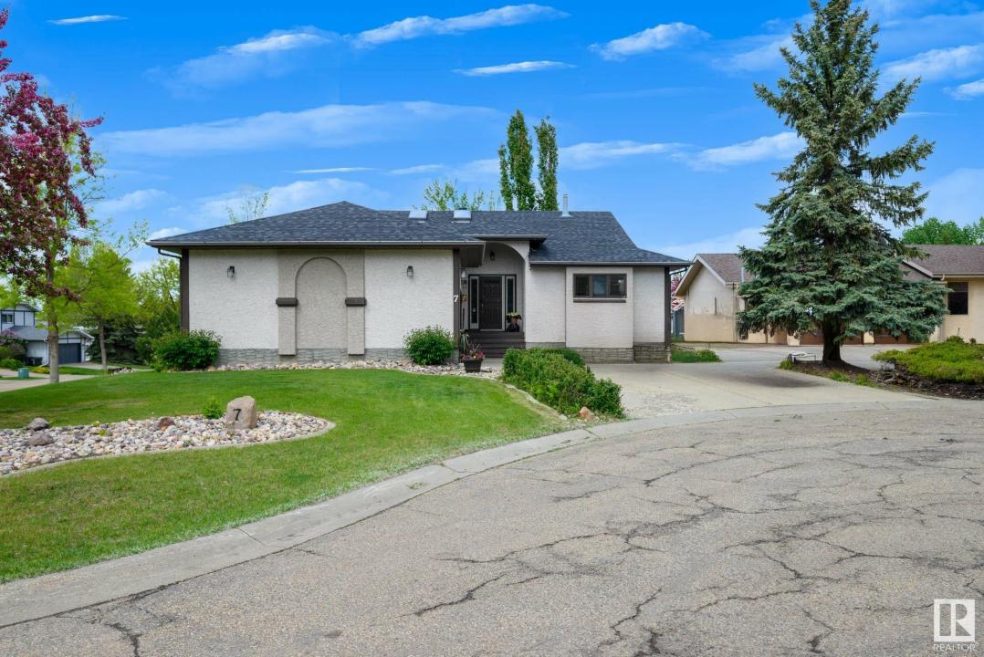 7 FIELDSTONE COVE, Spruce Grove, Alberta T7X 3C1, Kanada
