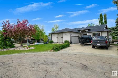7 FIELDSTONE COVE, Spruce Grove, Alberta T7X 3C1, Kanada