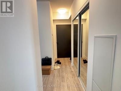 108 PETER STREET NORTH, Toronto (waterfront Communities), 온타리오주 M5V 0W2, 캐나다