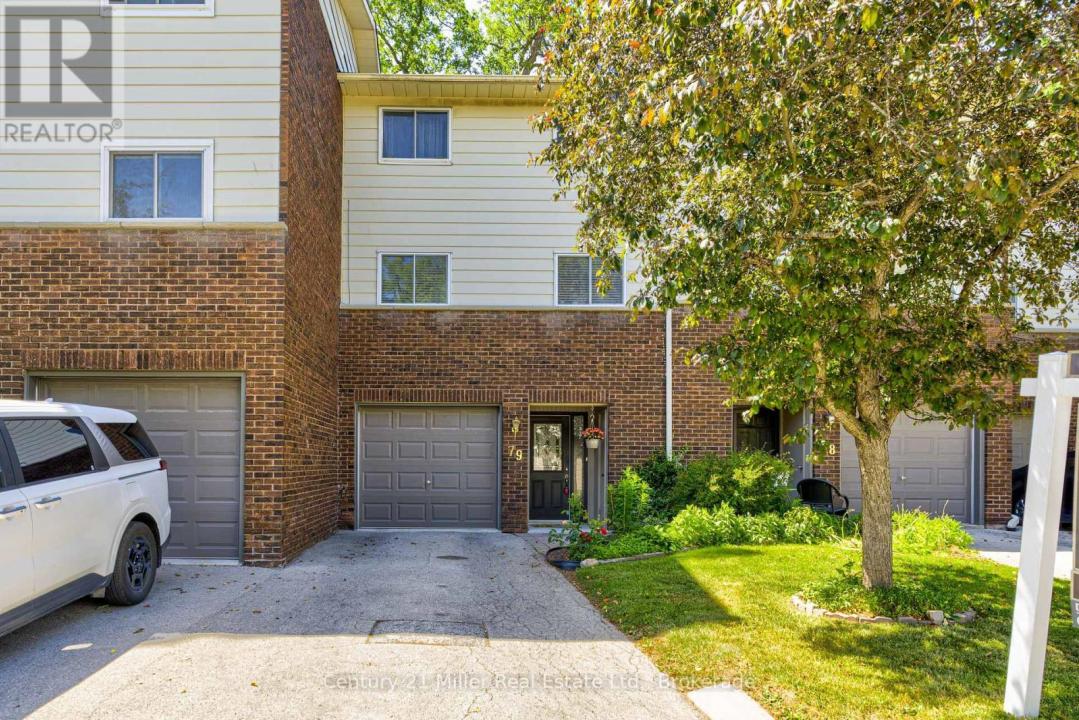 1270 GAINSBOROUGH DRIVE, Oakville (fa Falgarwood), Ontario L5H 2L2, Canadá