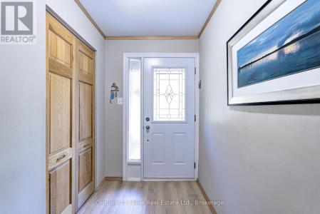 1270 GAINSBOROUGH DRIVE, Oakville (fa Falgarwood), Ontario L5H 2L2, Canadá