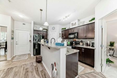 1 CRYSTAL GREEN LANE, Okotoks, アルバータ T1S 0C5, カナダ