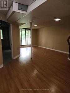 21 TRAWLEY CRESCENT, Ajax (central), Ontario L1S 5Y7, Canada