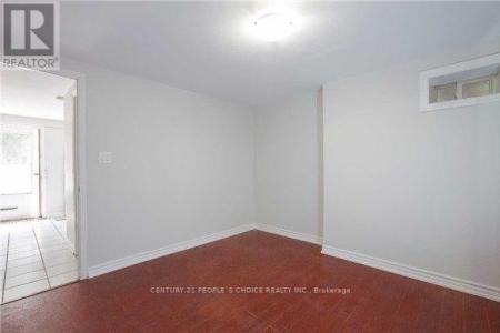 43 WOLSELEY STREET, Toronto (kensington-chinatown), Онтарио M5T 1A3, Канада