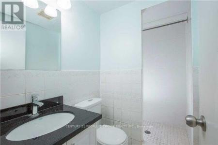 43 WOLSELEY STREET, Toronto (kensington-chinatown), Онтарио M5T 1A3, Канада