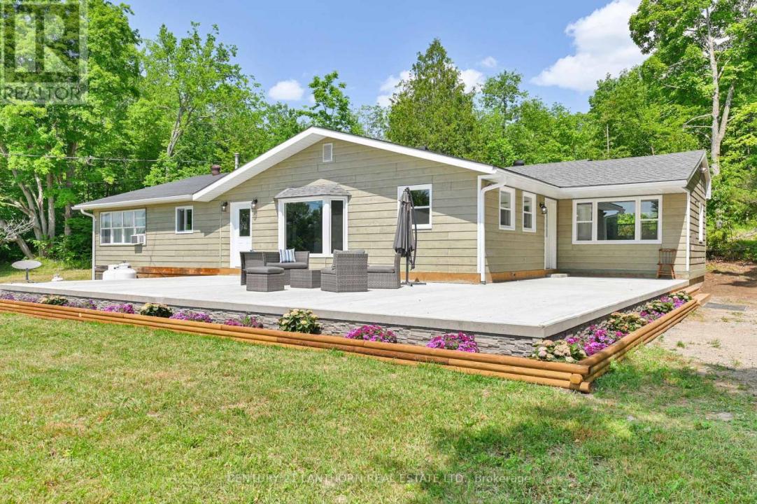 932 HUNT CLUB ROAD, Madoc, Ontario K0K 2K0, Canada