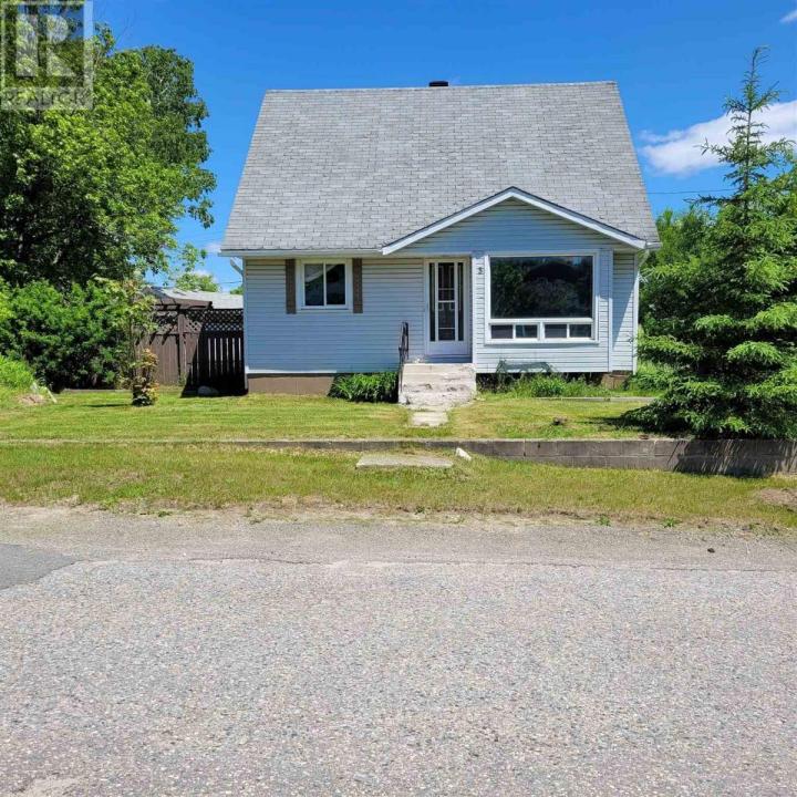 3 MONA DRIVE, Manitouwadge, Ontario P0T 2C0, Canada