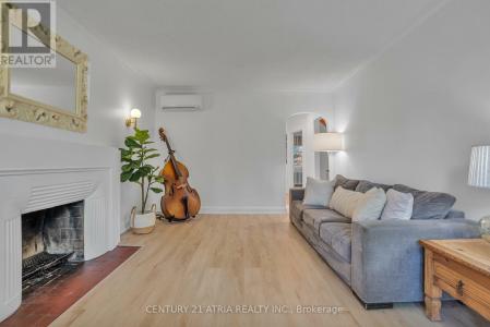 13 SUNNYDALE DRIVE, Toronto (stonegate-queensway), Ontario M8Y 2J2, Canada