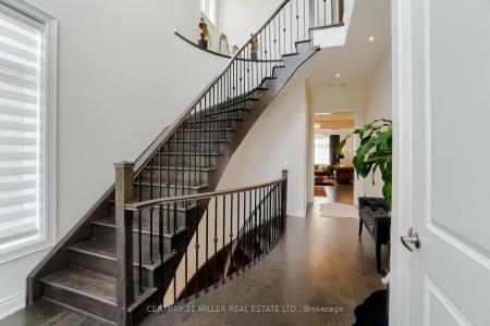 3106 MILLICENT AVENUE, Oakville, Ontario L6H 0V2, Canada