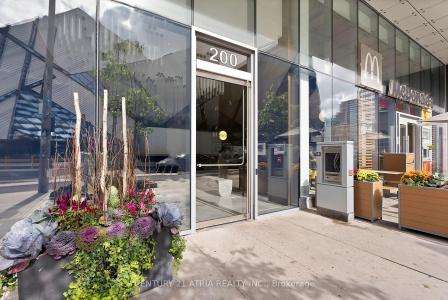 200 BLOOR STREET W, Toronto, 安大略省 M5S 1T8, 加拿大