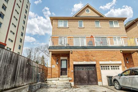 75 ELPHICK LANE, Toronto, Ontario M9N 4A2, Canadá